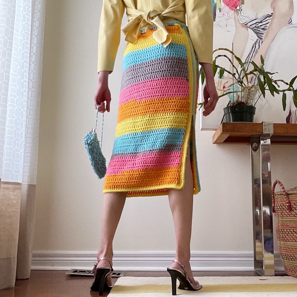 Redesigned multicolour striped crochet midi belted pencil skirt with side slit - Picture 5 of 11